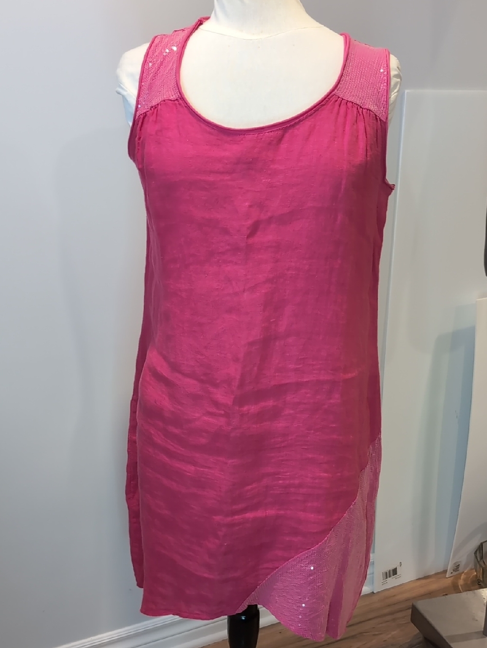 Via Signoria Fuchsia Linen Sleeveless Dress with Sequined Detail